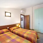 Virginia La Scuderia Apartament *